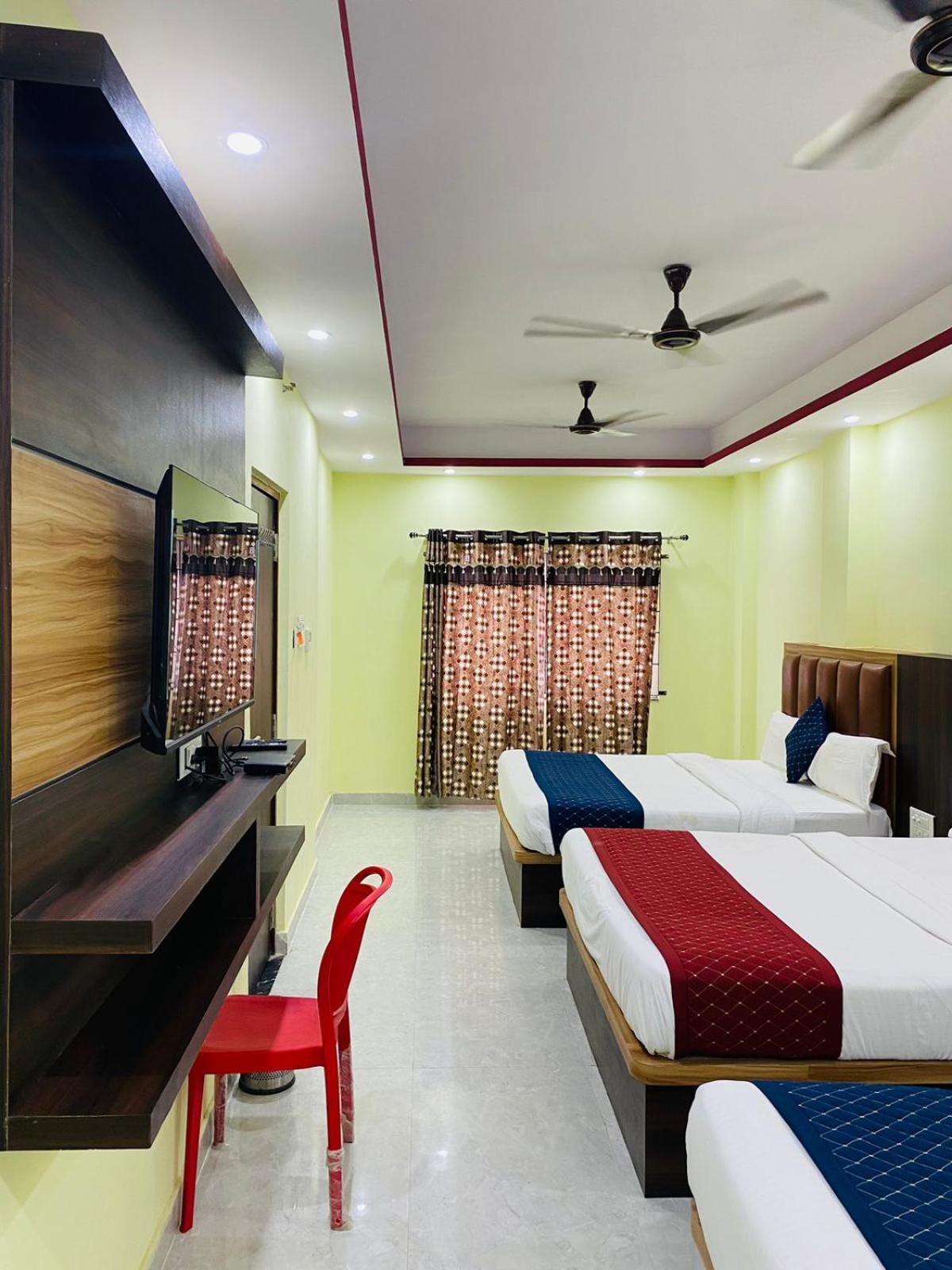 Hotel Laxmivillas