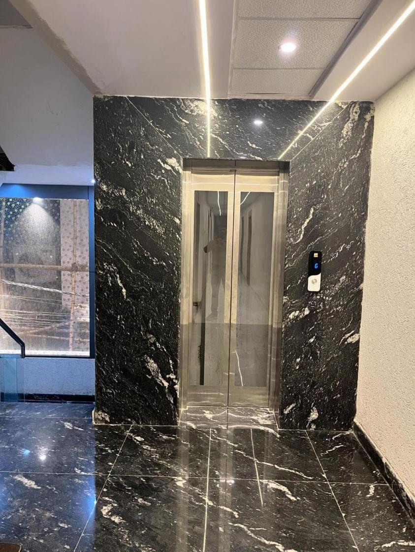 Laxmivillas